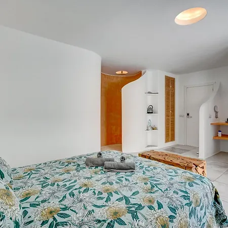 Villa8 וילה