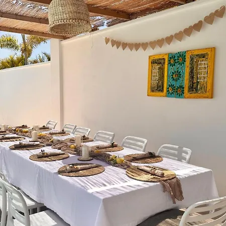 Villa8 *