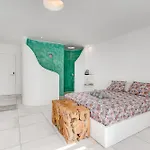 Villa8 *